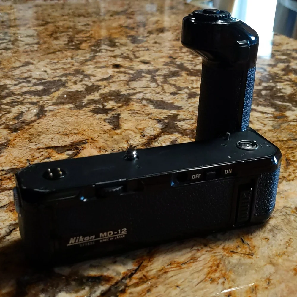 Nikon MD-12 original